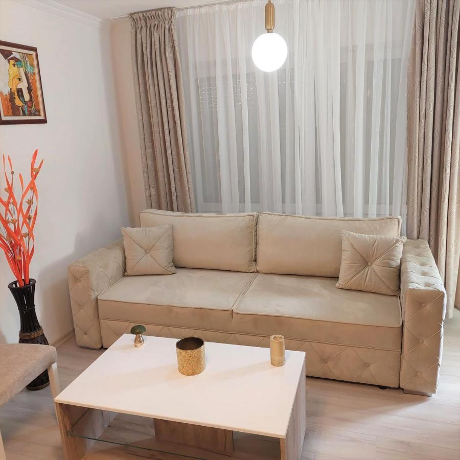 City Lux Square Apartments Skopie Exterior foto