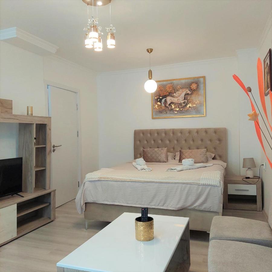 City Lux Square Apartments Skopie Exterior foto