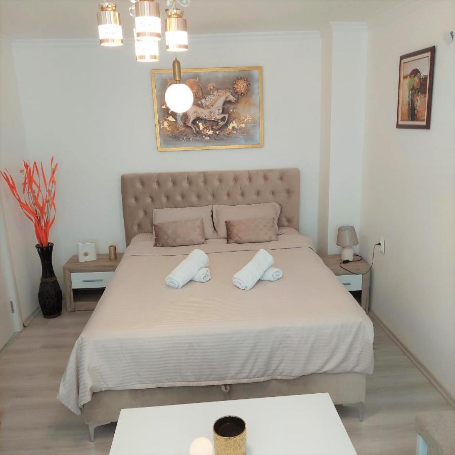 City Lux Square Apartments Skopie Exterior foto